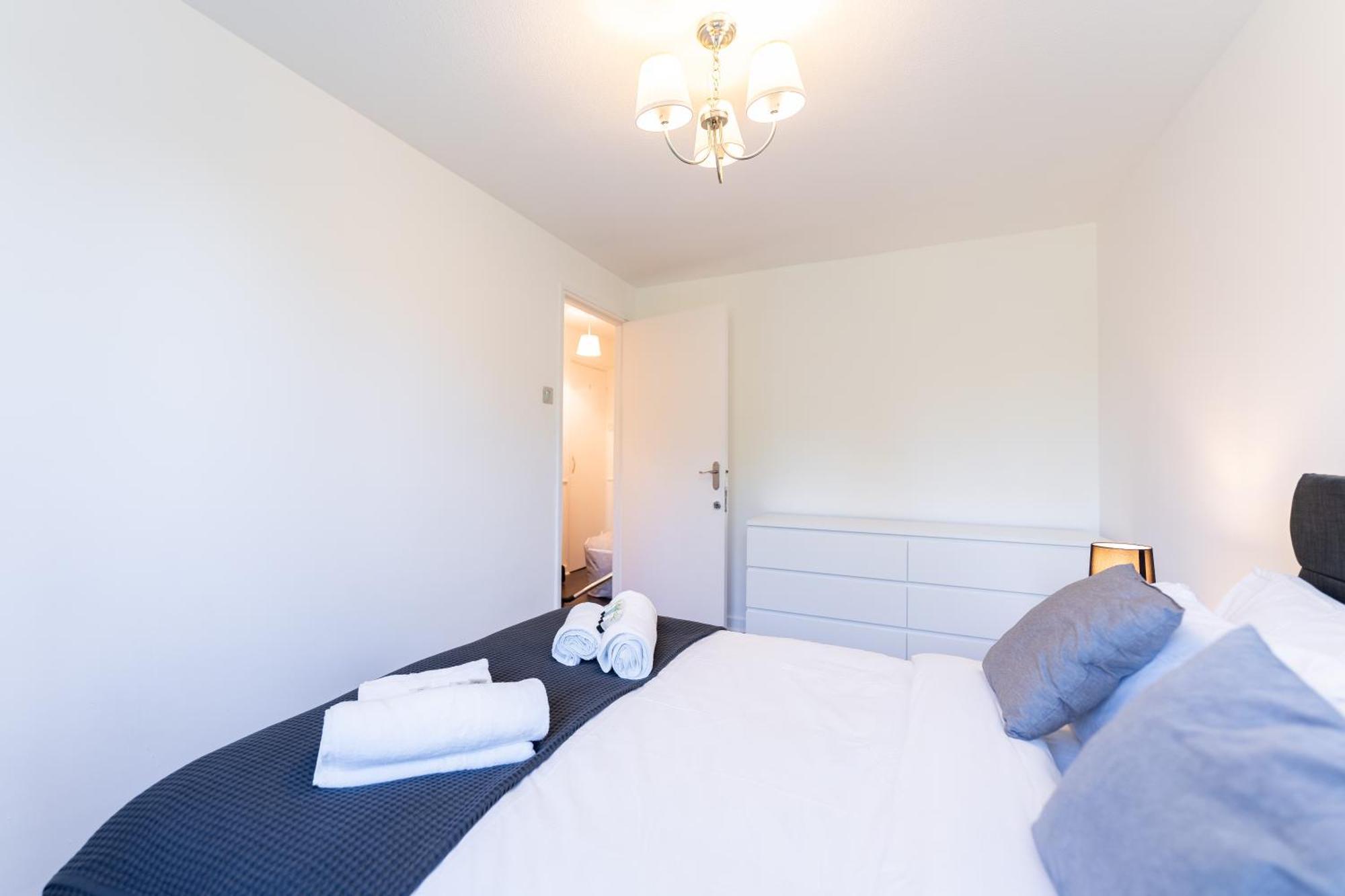 Luxury 3 Bedroom Flat With Balcony In Westbourne Park Londres Exterior foto